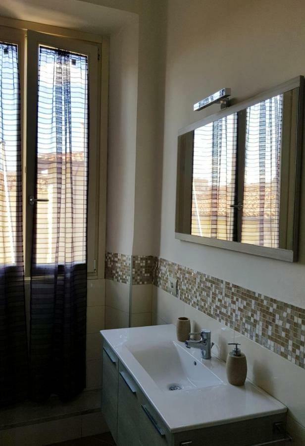 In Florence Guesthouse Εξωτερικό φωτογραφία